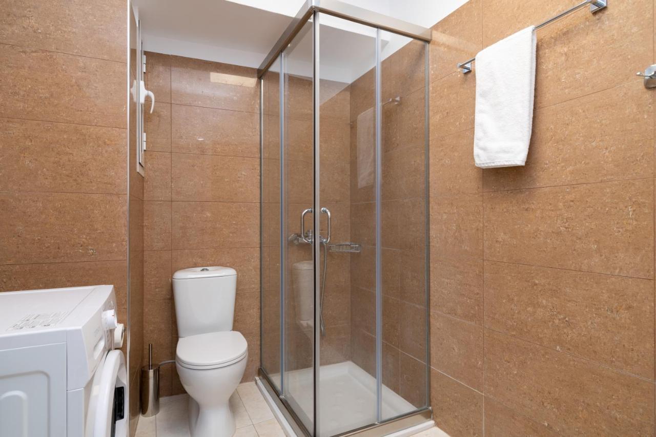 Lungo Mare Apartment Gennadi Exterior photo