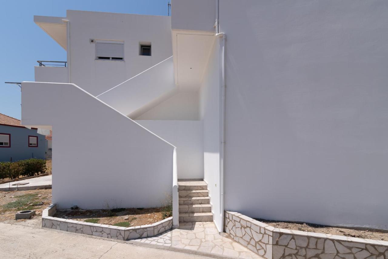 Lungo Mare Apartment Gennadi Exterior photo